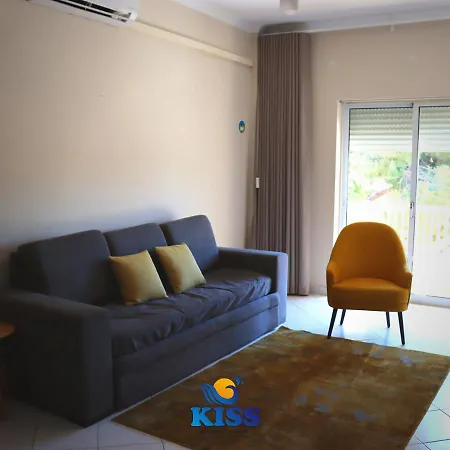 Kiss - البوفيرا