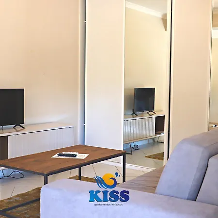 Apartman Kiss - *