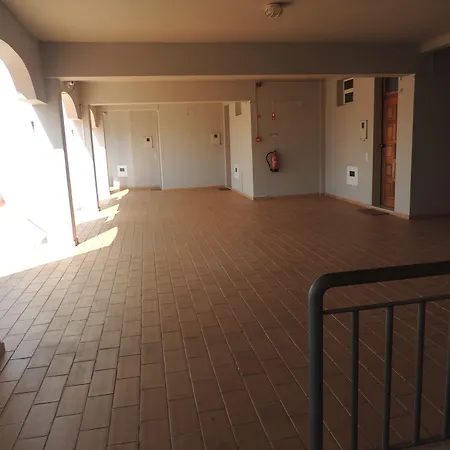 Апартаменты Kiss - *